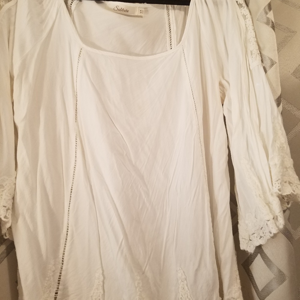 Solitaire blouse
